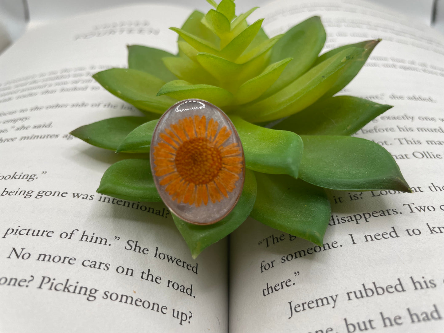 Pressed Flower Oval Adjustable Ring – Stainless Steel