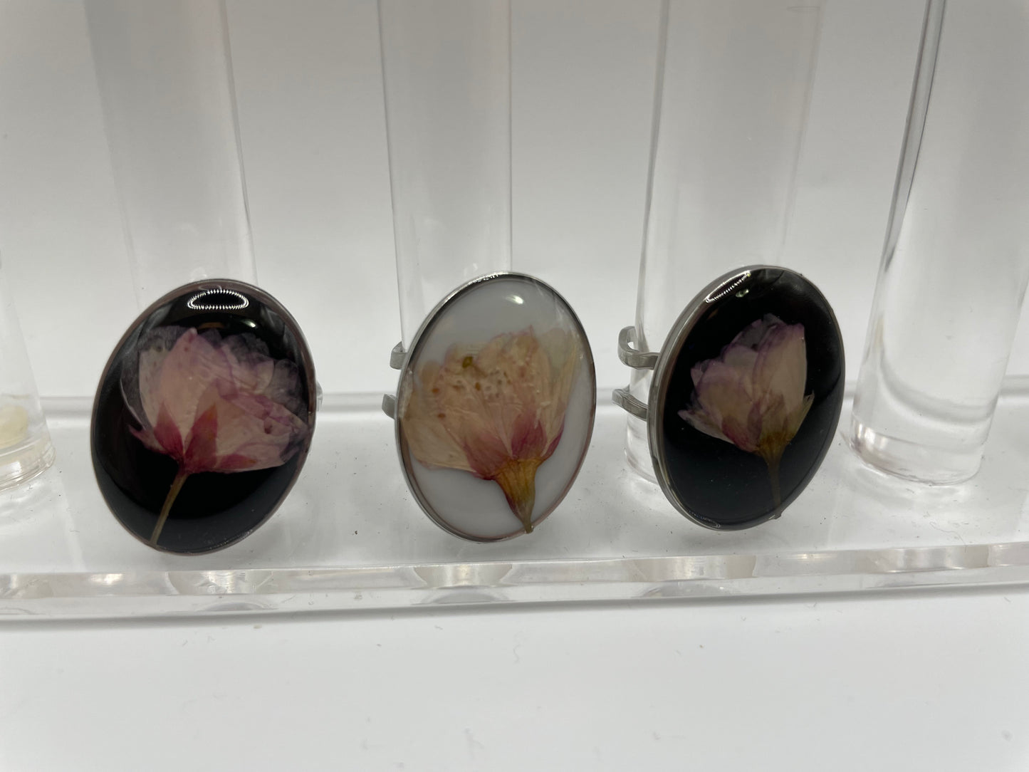 Bague ovale fleur de cerisier – acier inoxydable (ajustable)