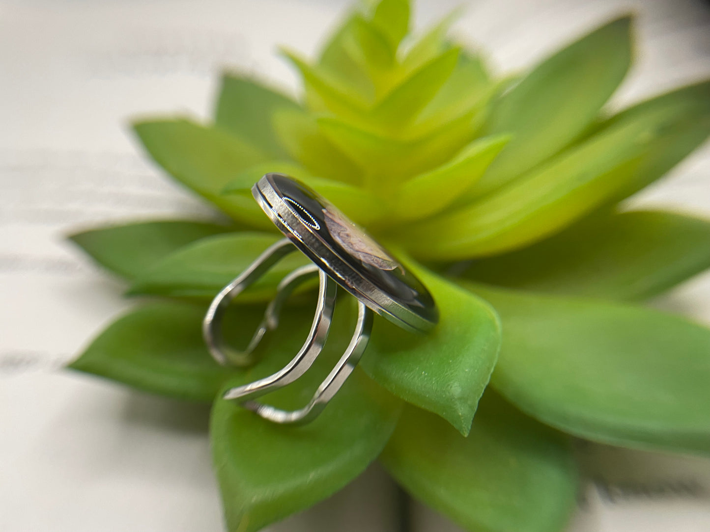 Bague ovale fleur de cerisier – acier inoxydable (ajustable)