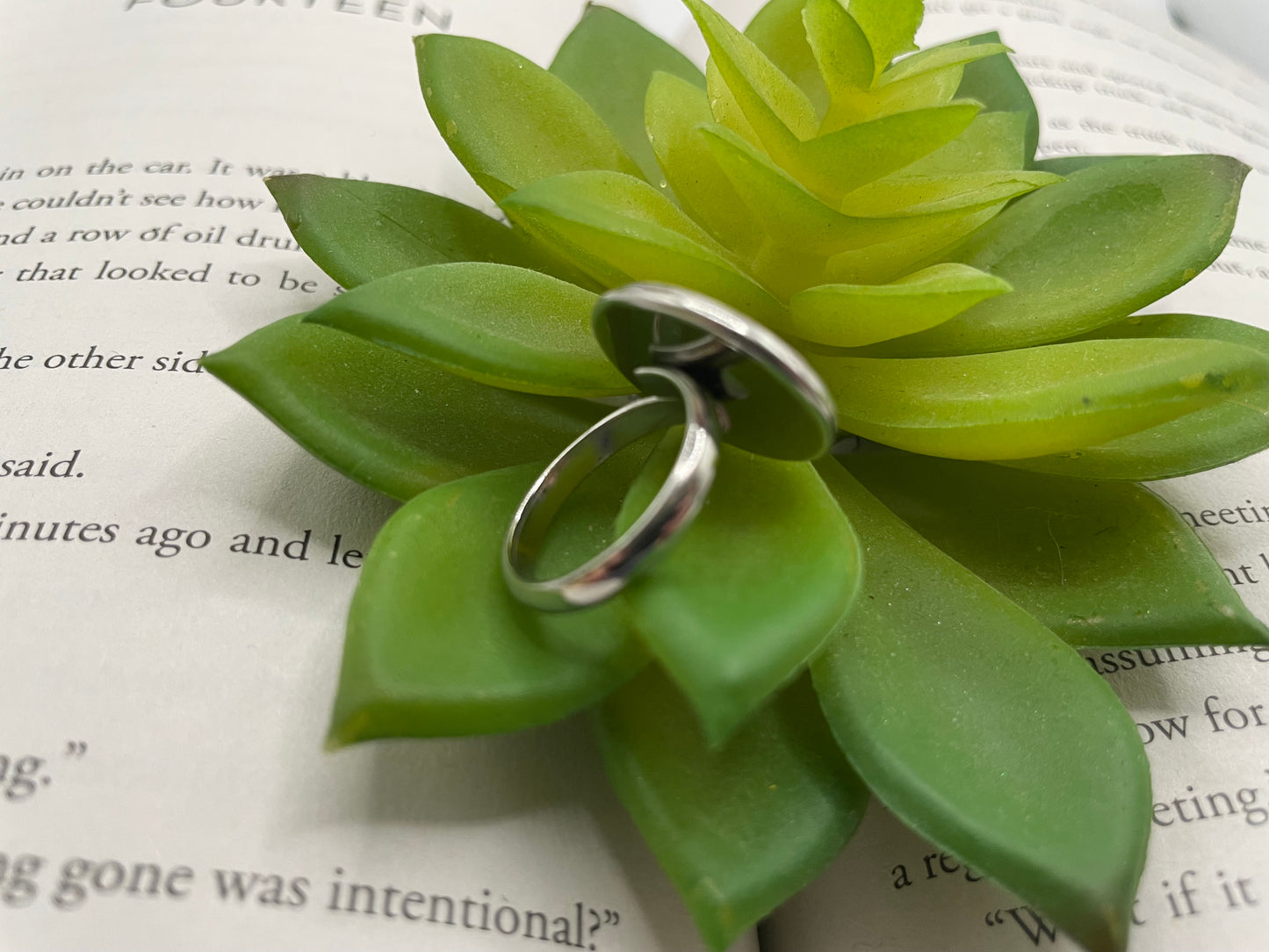 Shell Resin Ring – Stainless Steel (Adjustable)