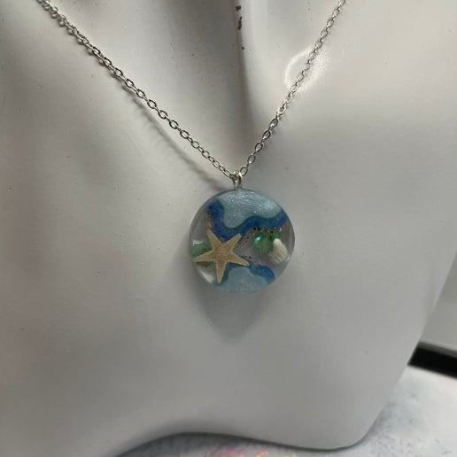 Ocean Dream Necklace – Starfish and Seashell Pendant - 18" Silver Chain