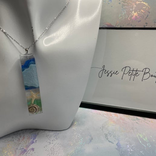 Ocean Starfish Rectangle Necklace- 20" Silver Chain