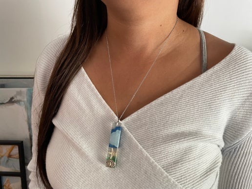 Ocean Starfish Rectangle Necklace- 20" Silver Chain