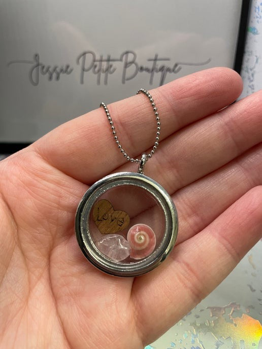 Memory Capsule 23'' Silver Chain