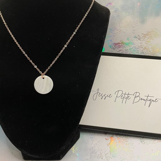 2cm White Shell Pendant Necklace with Rose Gold Chain 18''