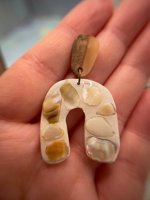 Natural Shell & Wood Arch Earrings (Stainless steel)