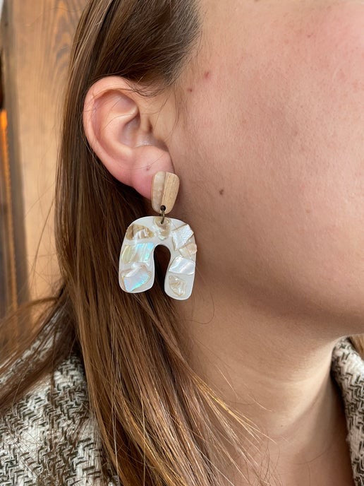 Natural Shell & Wood Arch Earrings (Stainless steel)