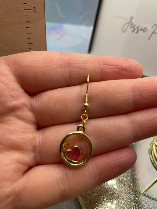 Pink Heart in Gold Circle Earrings – Lightweight & Elegant