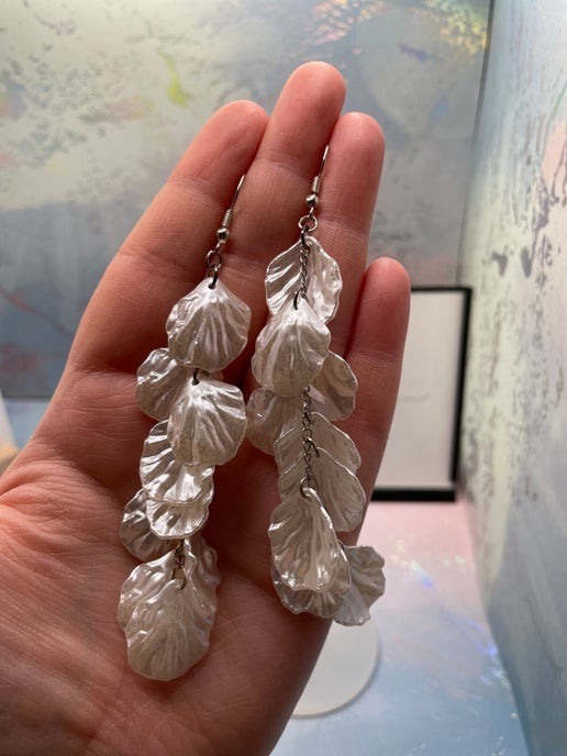 10.8 cm White Petal Cascade Earrings NICKEL FREE