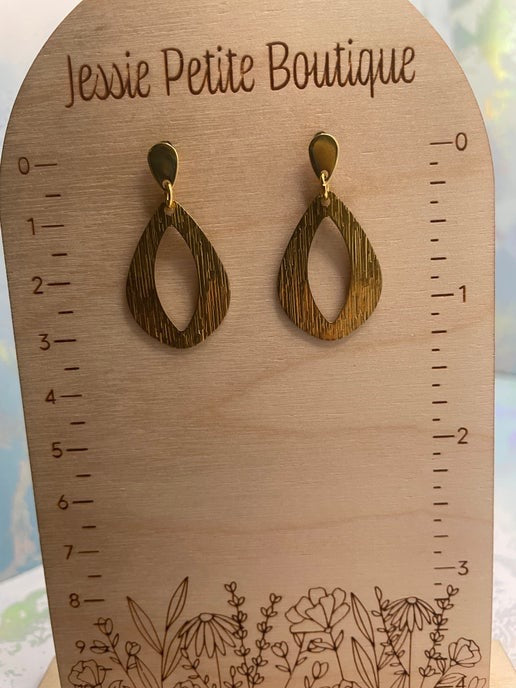Golden Grace β Stainless Steel Textured Teardrop Earrings