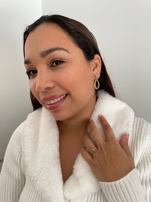 Golden Grace β Stainless Steel Textured Teardrop Earrings