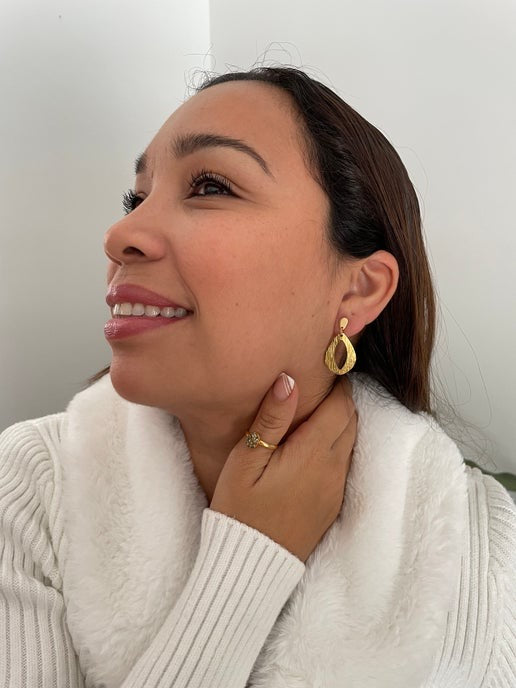 Golden Grace β Stainless Steel Textured Teardrop Earrings