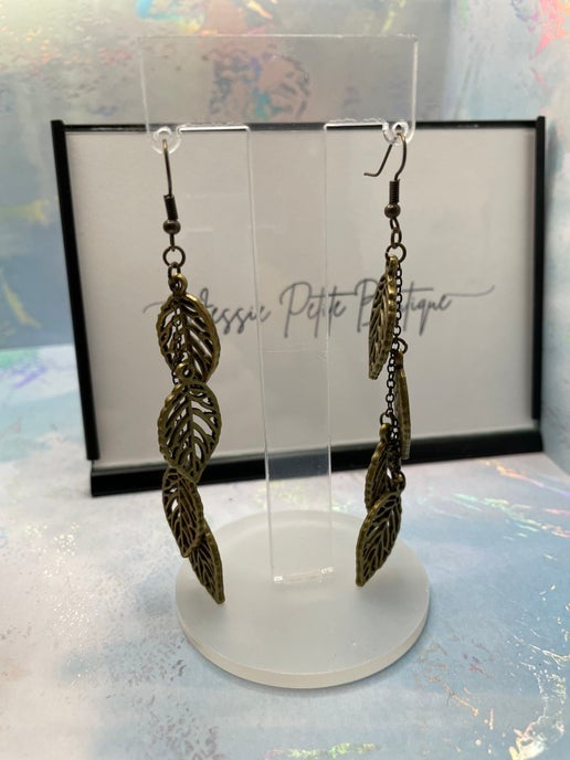 Boucles d'oreilles grosses feuilles bronzes pendantes