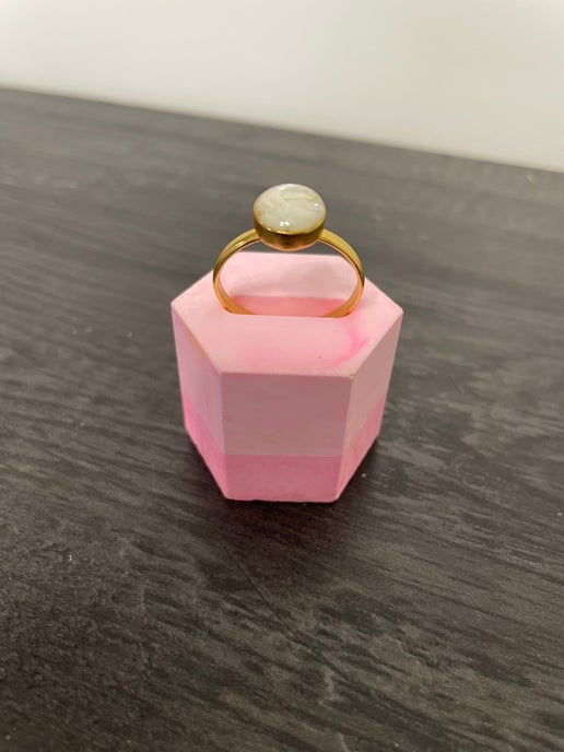 Hexagon Eco-Resin Ring Holder