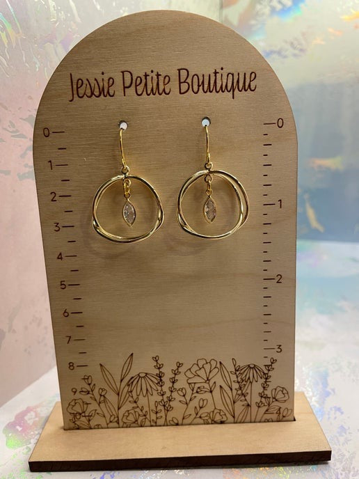 Boucles d'oreilles cercles dorées avec zircone – SANS NICKEL