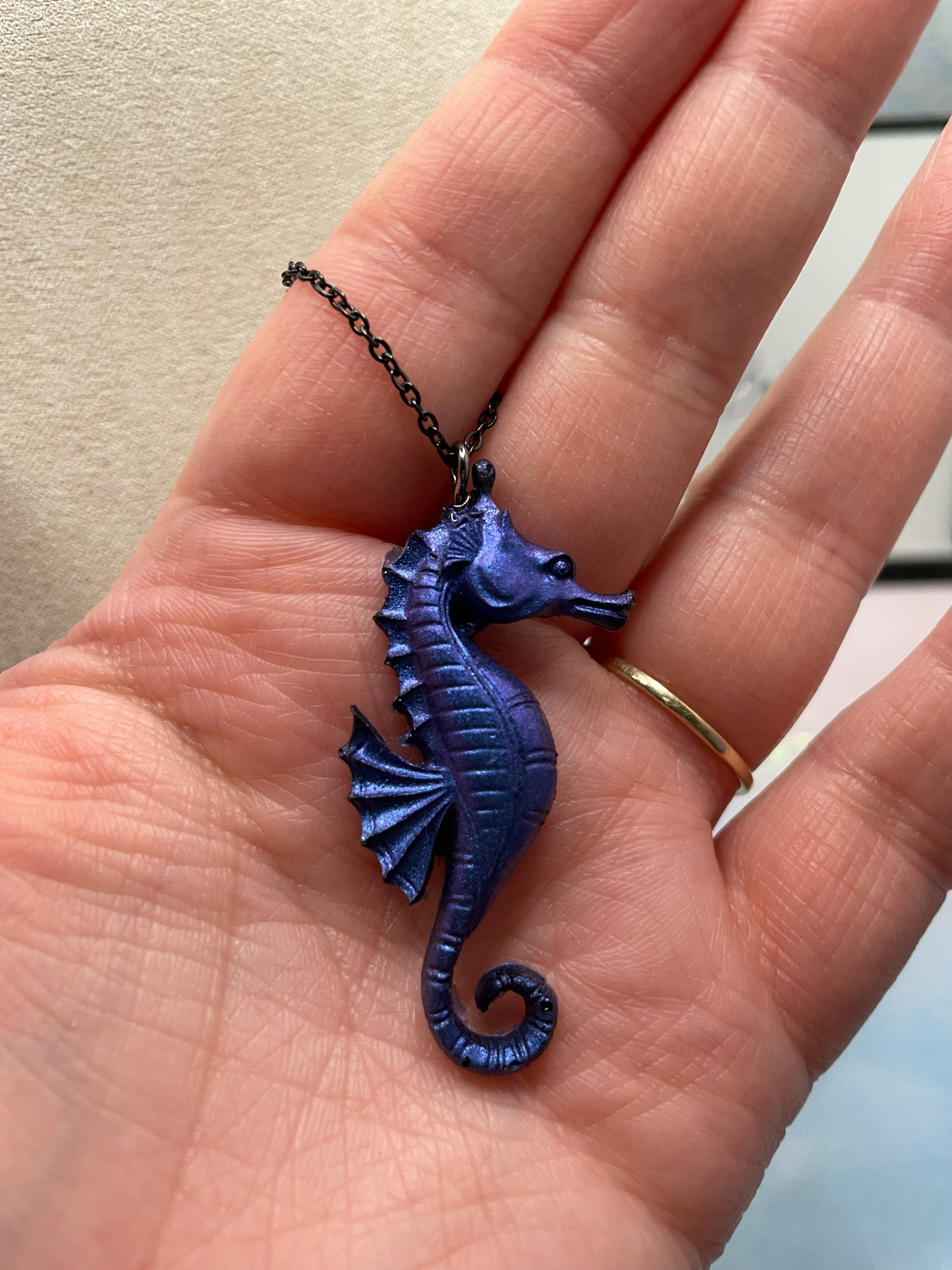 Chameleon Blue Seahorse Necklace 20''black chain NICKEL FREE