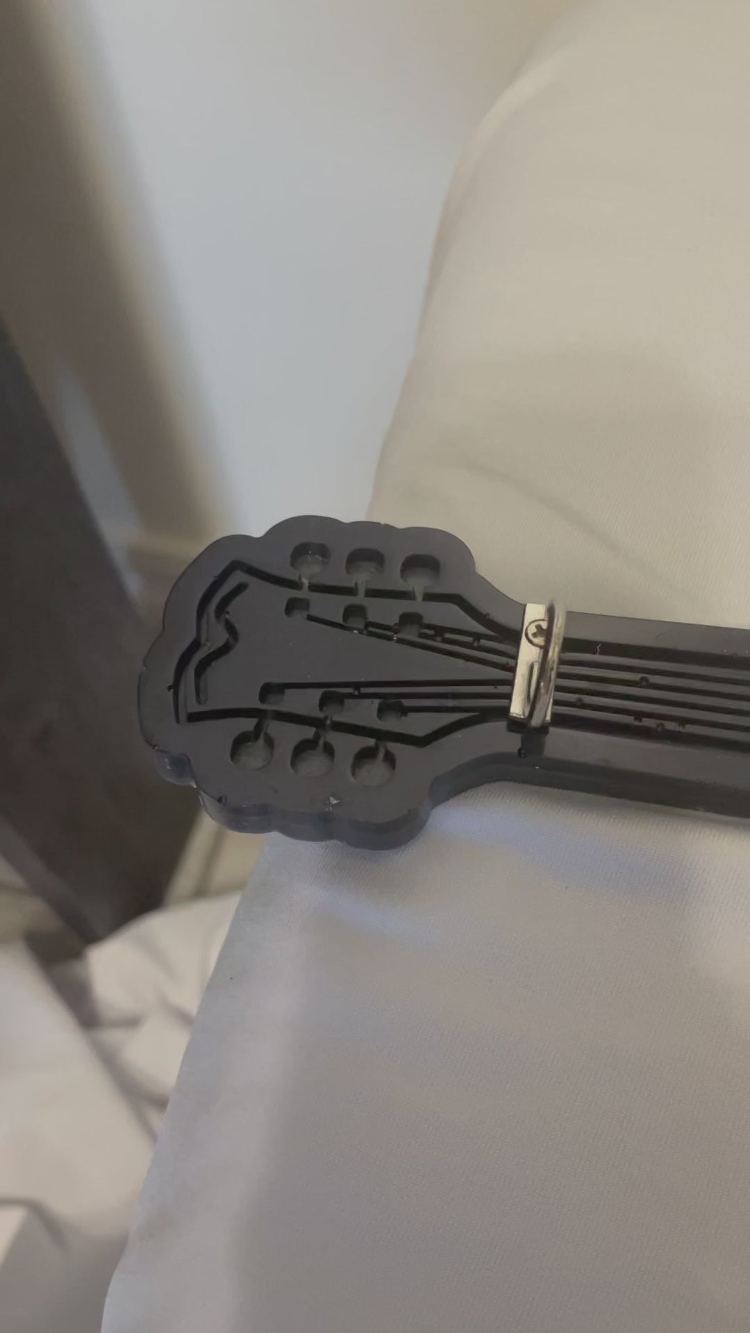 navy blue guitar silver hooks key holder