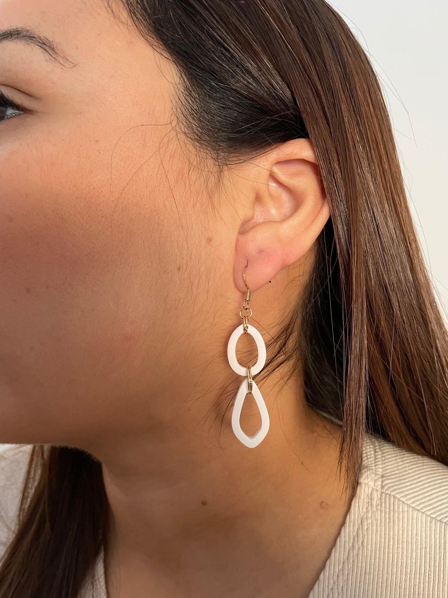 White and Gold Organic Oval Earrings