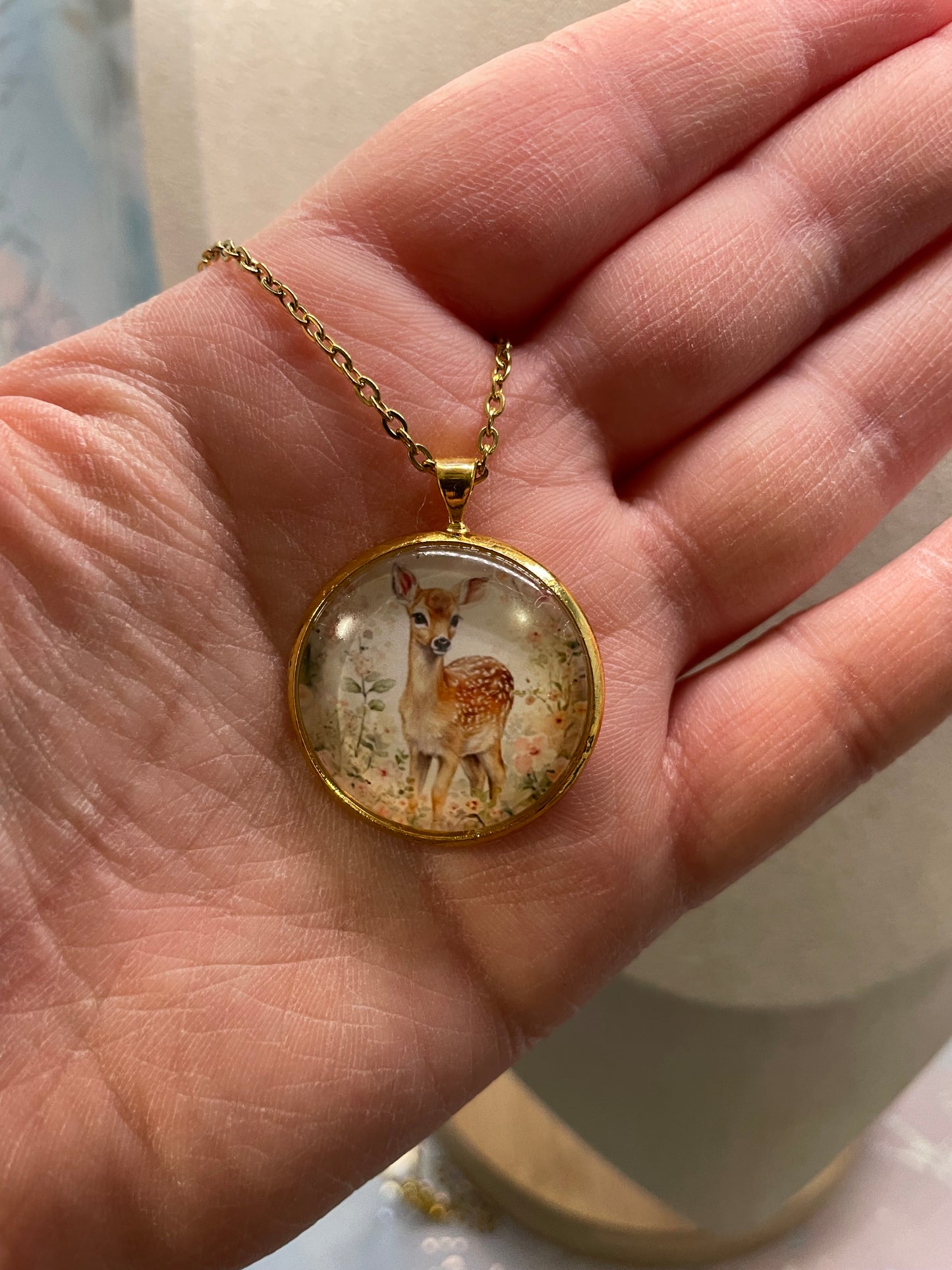 Collier Cabochon Chevreuil (Fini Doré)-Acier Inoxydable+Sans Nickel