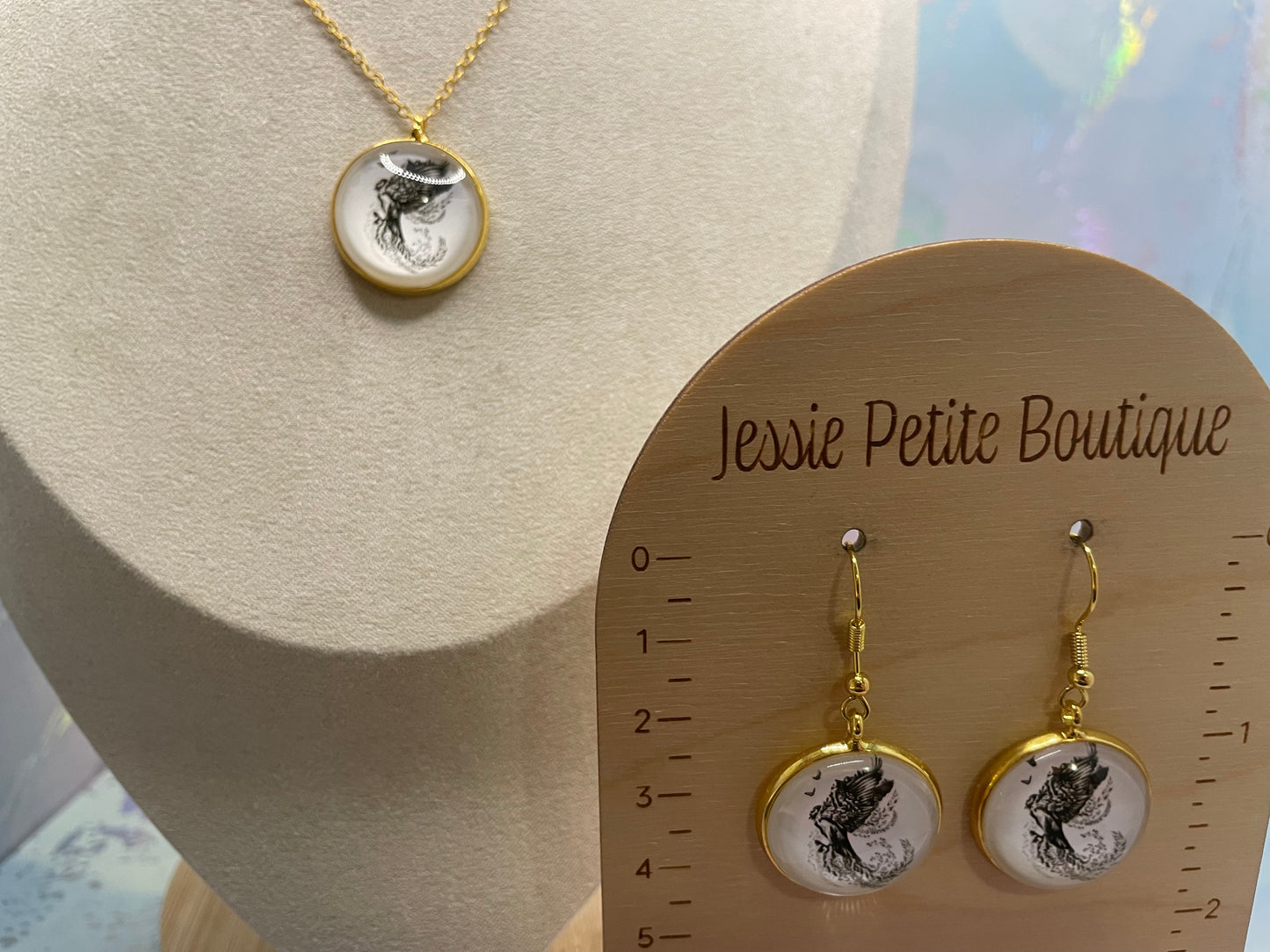 Gold Bezel Wildlife SET