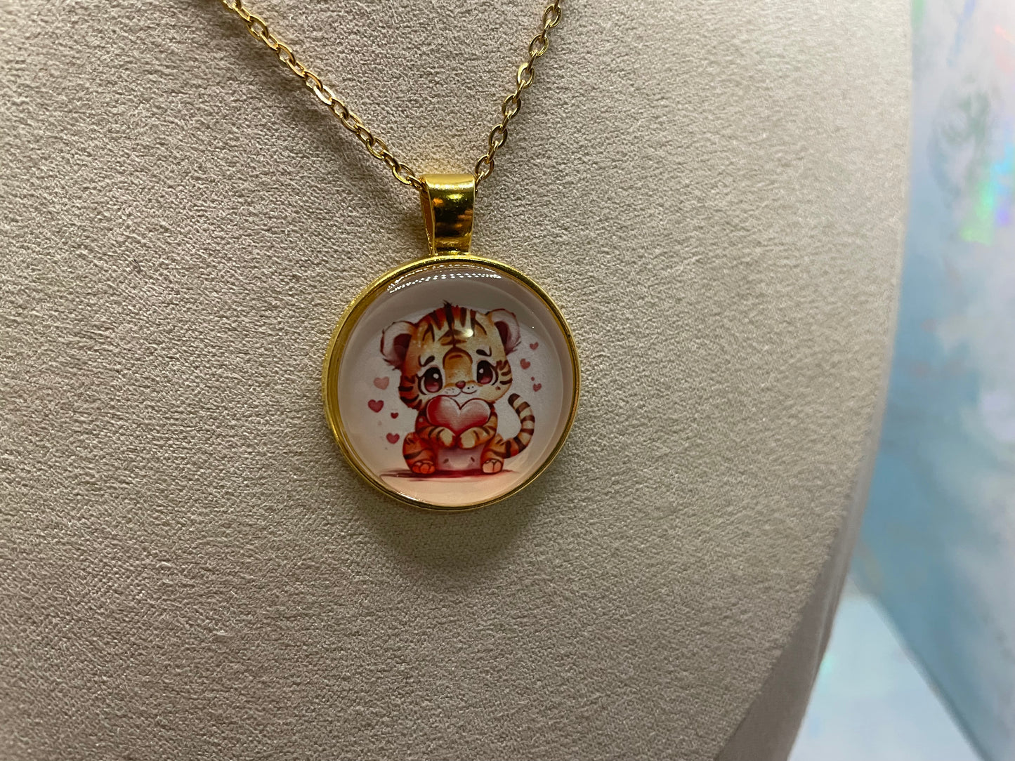 Collier à Cabochon Animal Adorable (Finition Dorée)