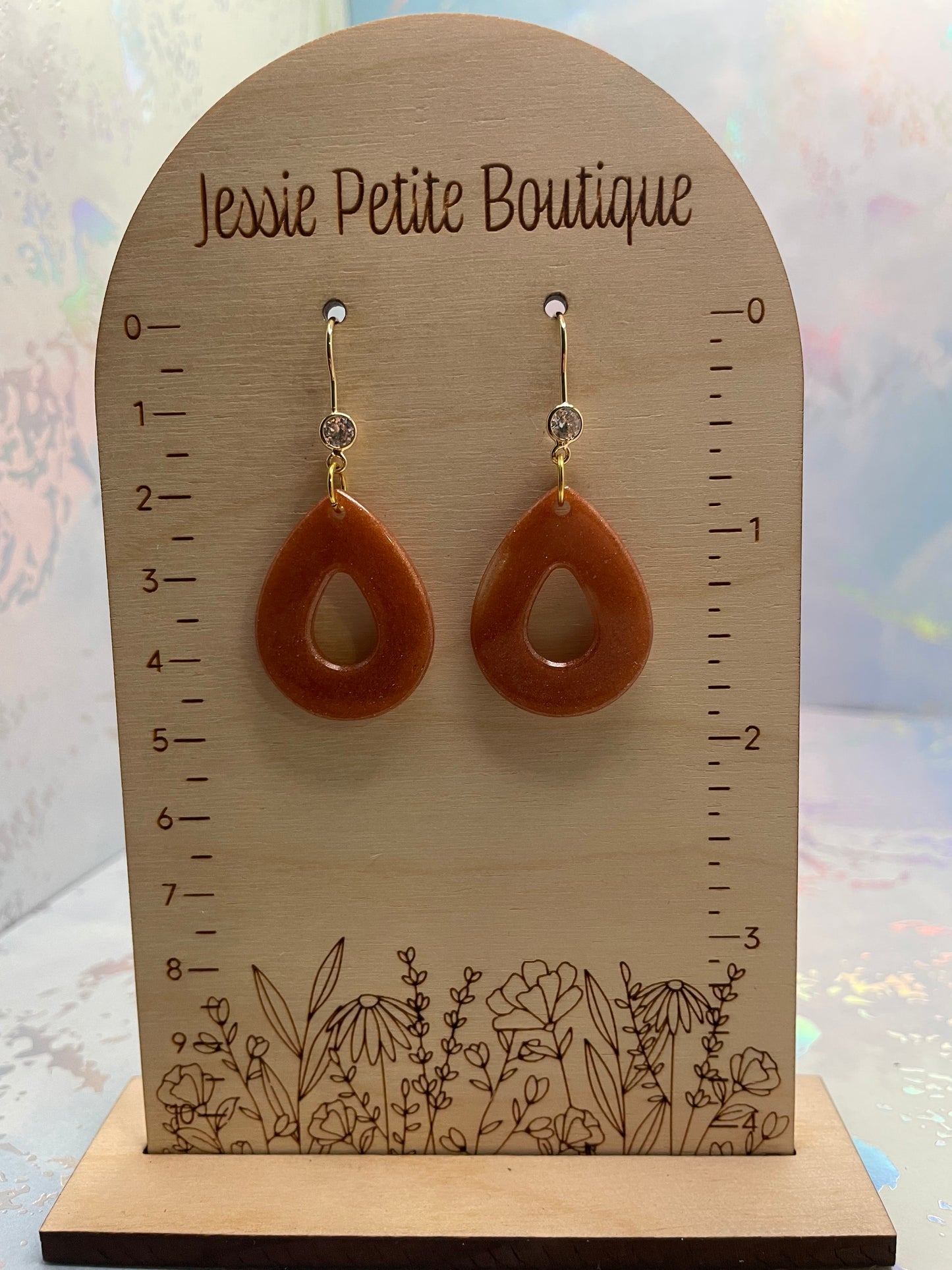 Boucles d'oreilles goutte en bronze avec zircon