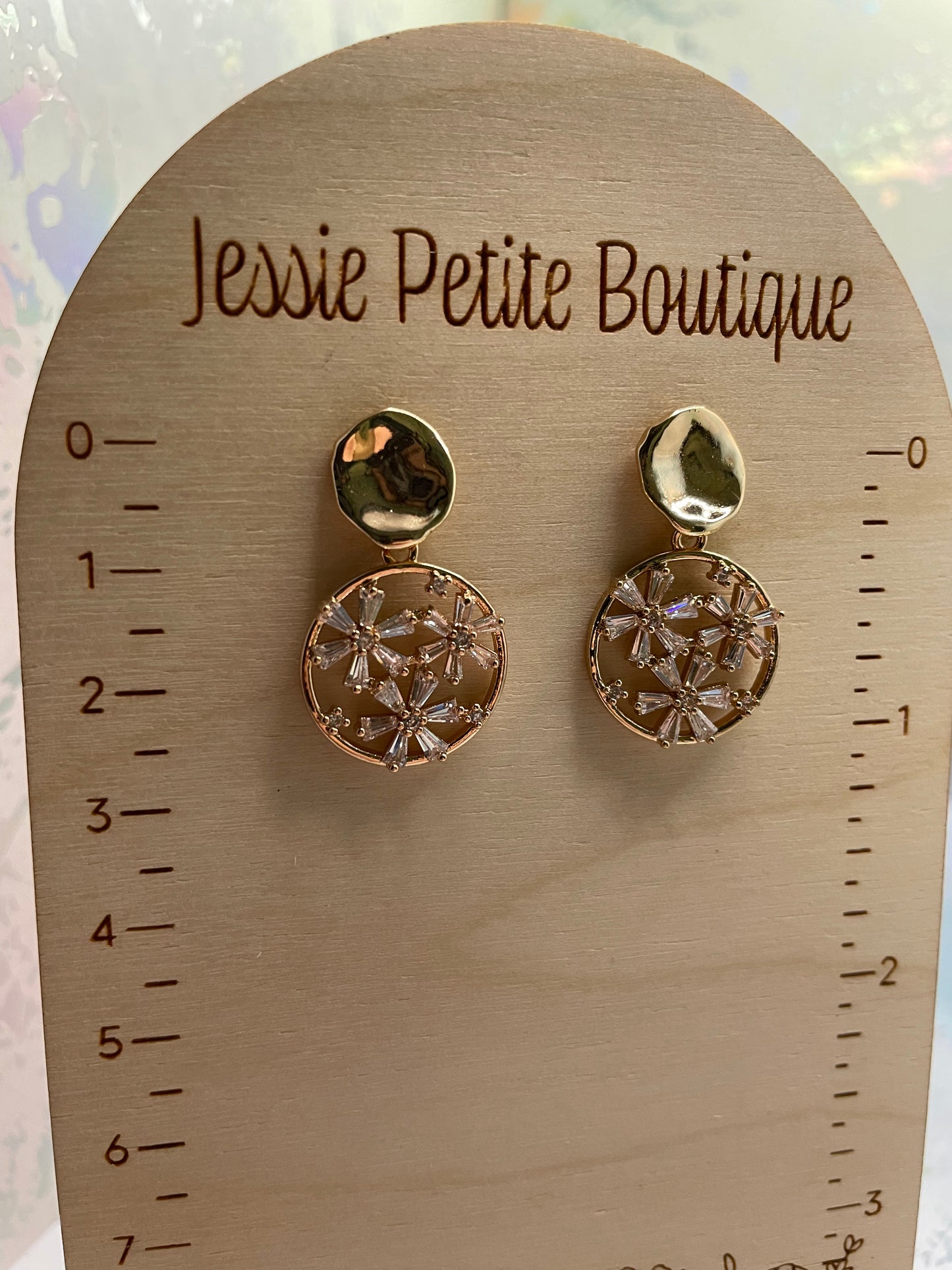 Zirconia Flowers In A Circle Earrings – NICKEL FREE