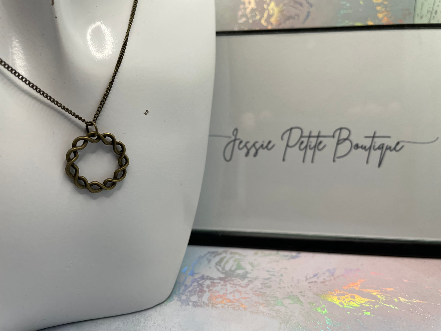 Ensemble de bijoux ronds en bronze torsadé 23''