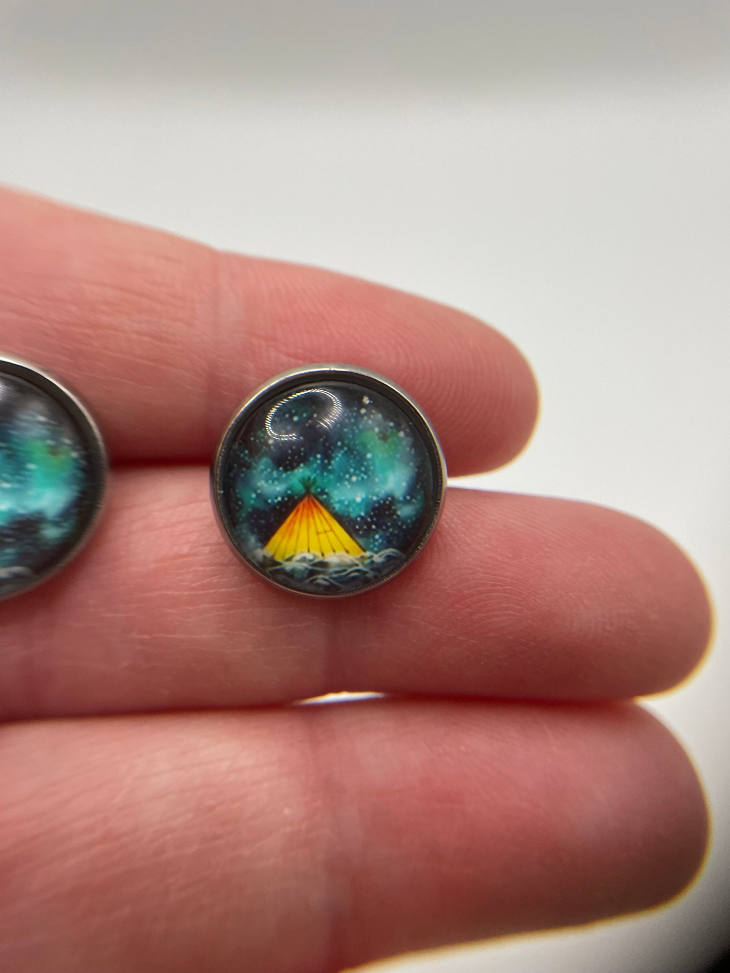 Boutons d’oreilles tente sous le ciel étoilé – Acier inoxydable+Sans Nickel