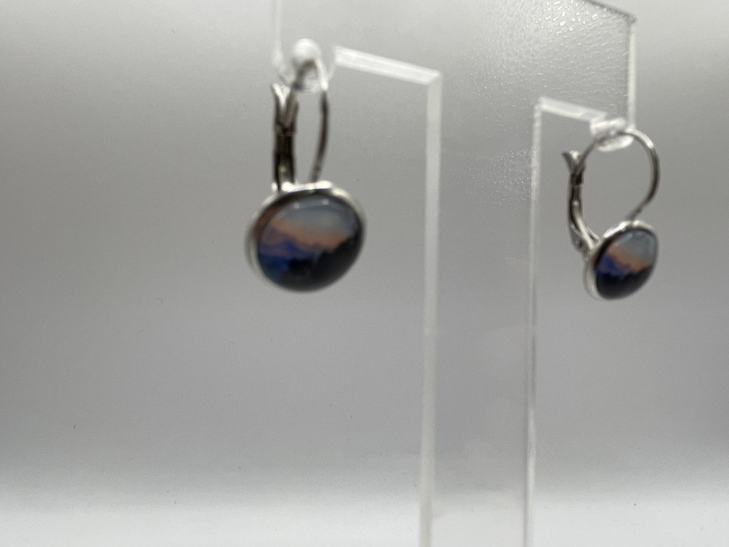 Boucles d’oreilles dormeuses coucher de soleil sur les montagnes – Acier inoxydable +Sans Nickel