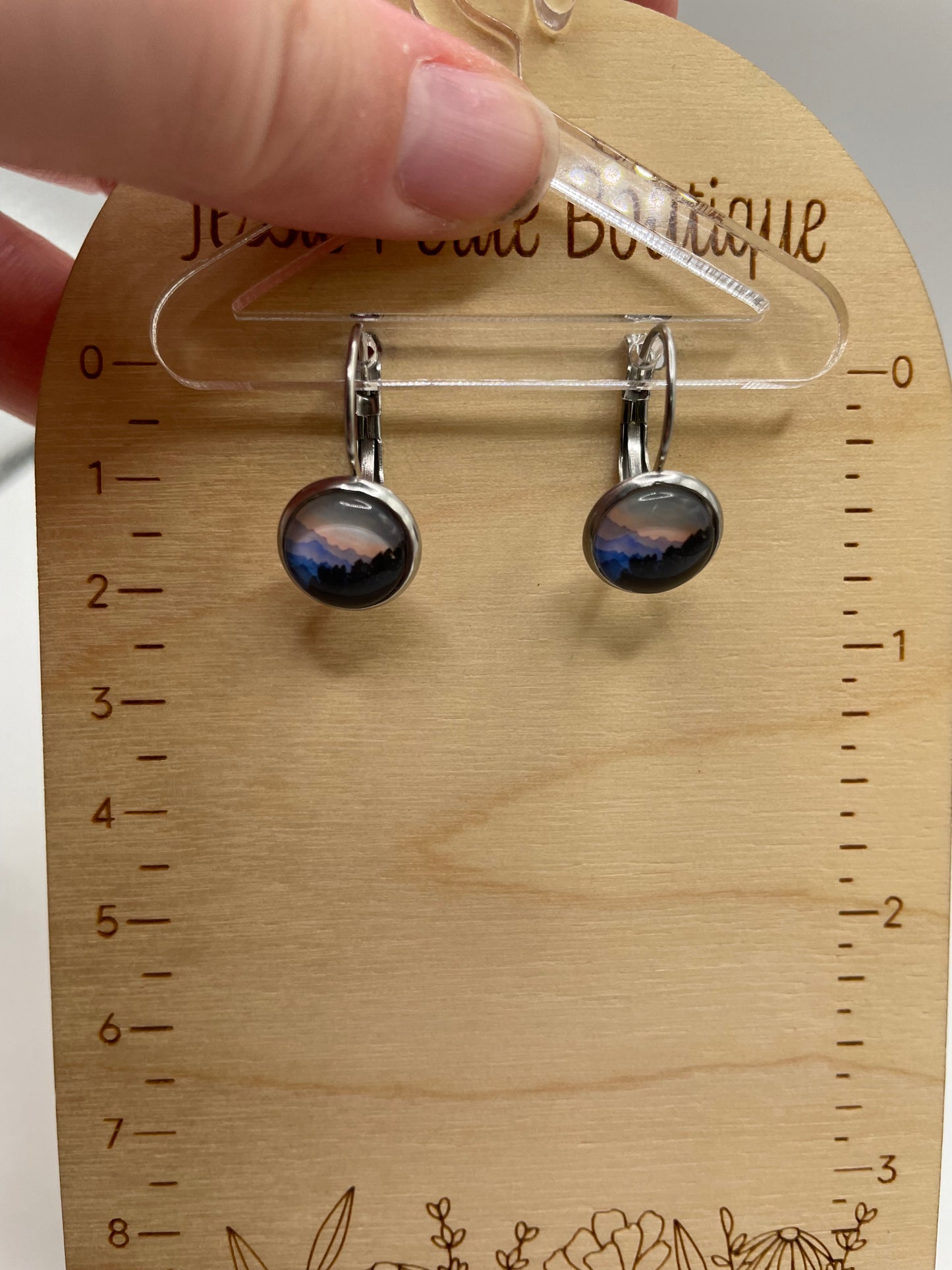 Boucles d’oreilles dormeuses coucher de soleil sur les montagnes – Acier inoxydable +Sans Nickel