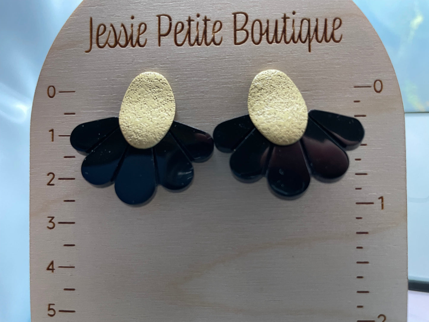Maya : Boucles d'oreilles noires 