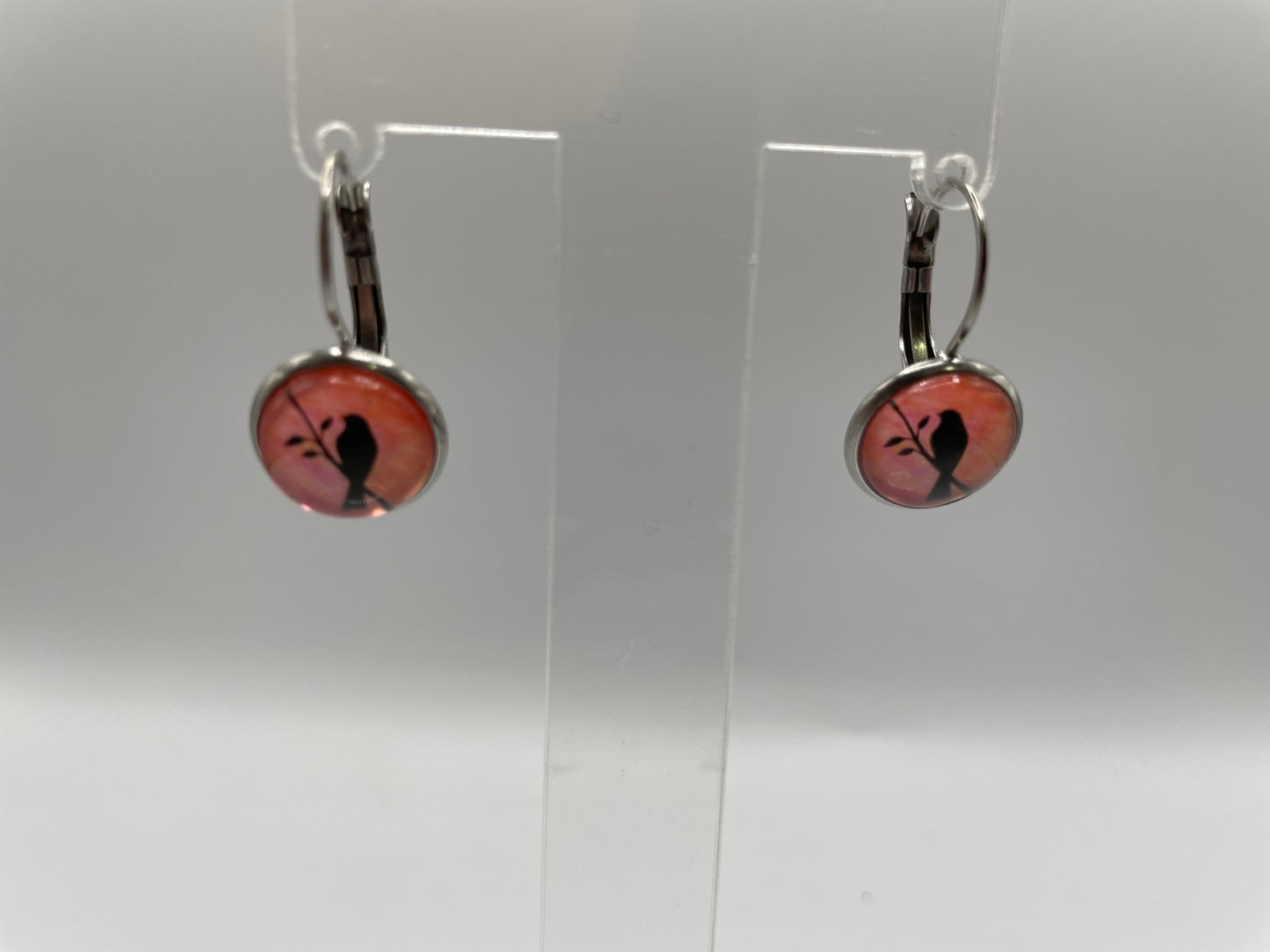 Boucles d’oreilles dormeuse oiseau sur branche – Acier inoxydable