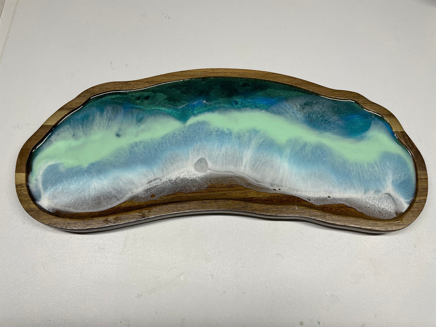 Ocean Wave Acacia Board