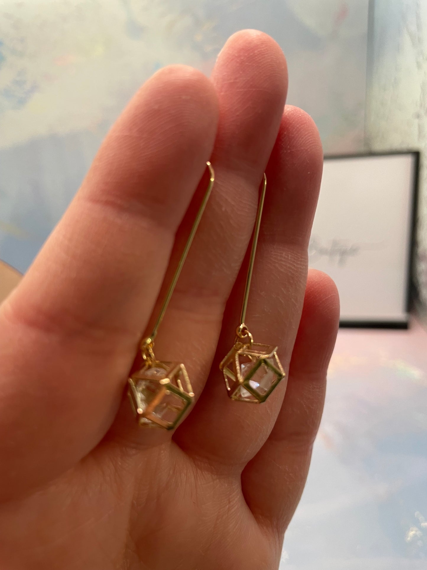 Boucles d'oreilles cage polyèdres en or+ diamant en verre