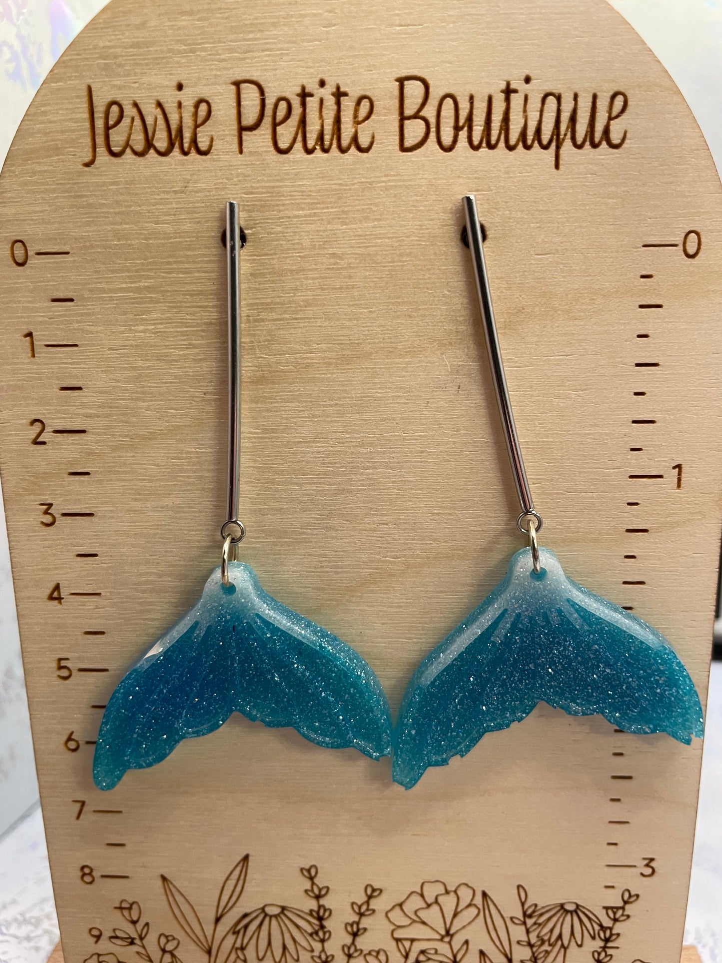 Boucles d'oreilles pendantes queue de sirène bleue scintillante – SANS NICKEL