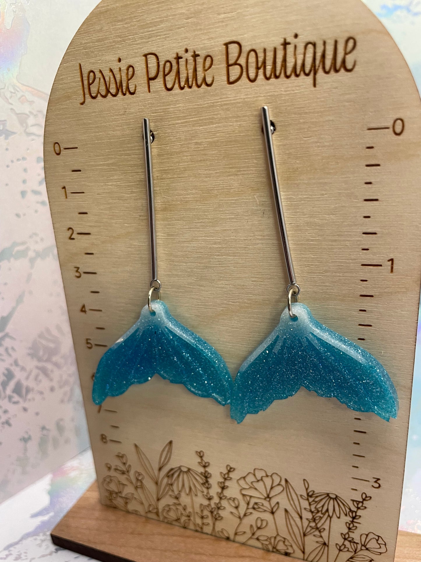 Boucles d'oreilles pendantes queue de sirène bleue scintillante – SANS NICKEL