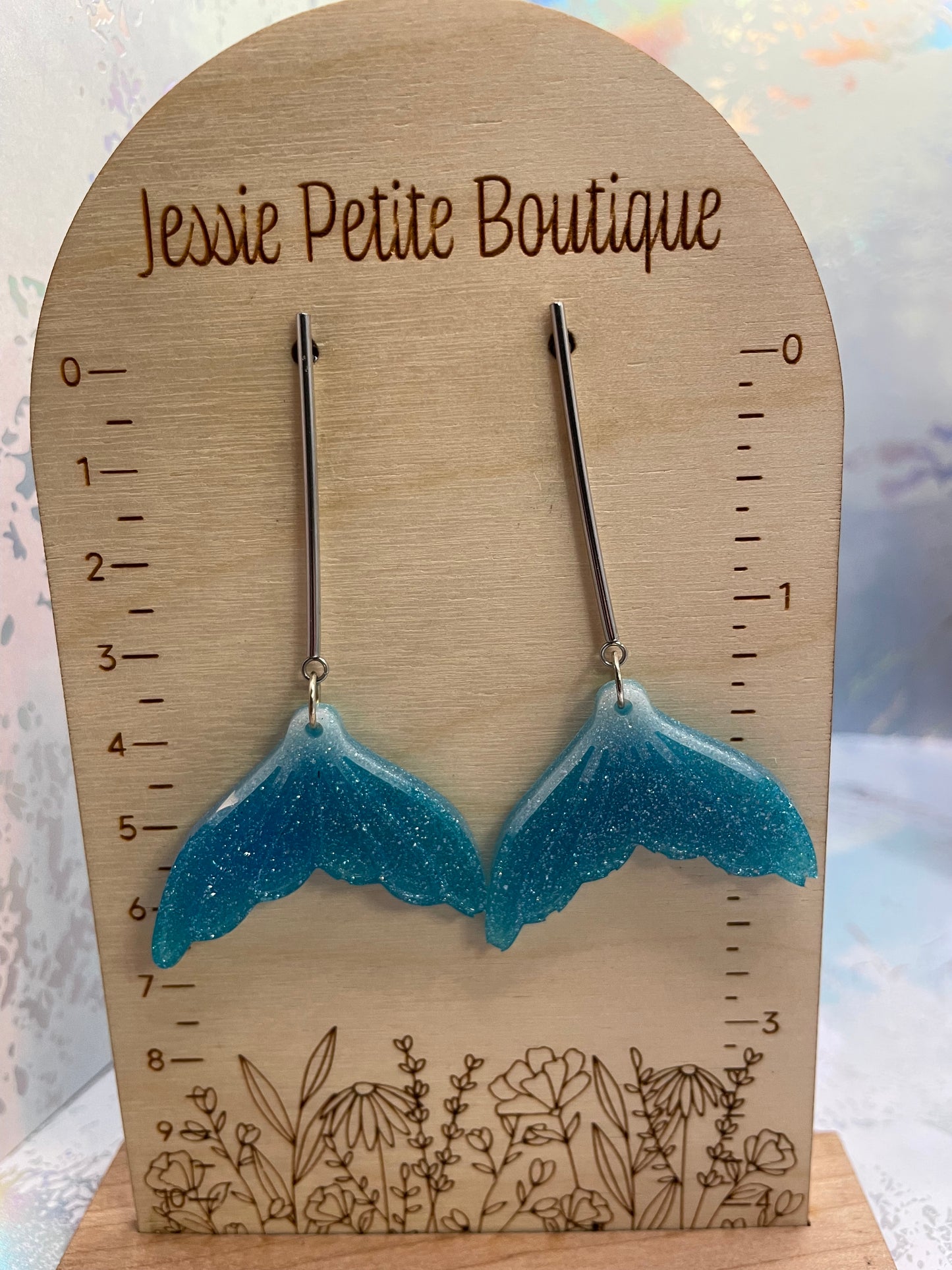Boucles d'oreilles pendantes queue de sirène bleue scintillante – SANS NICKEL