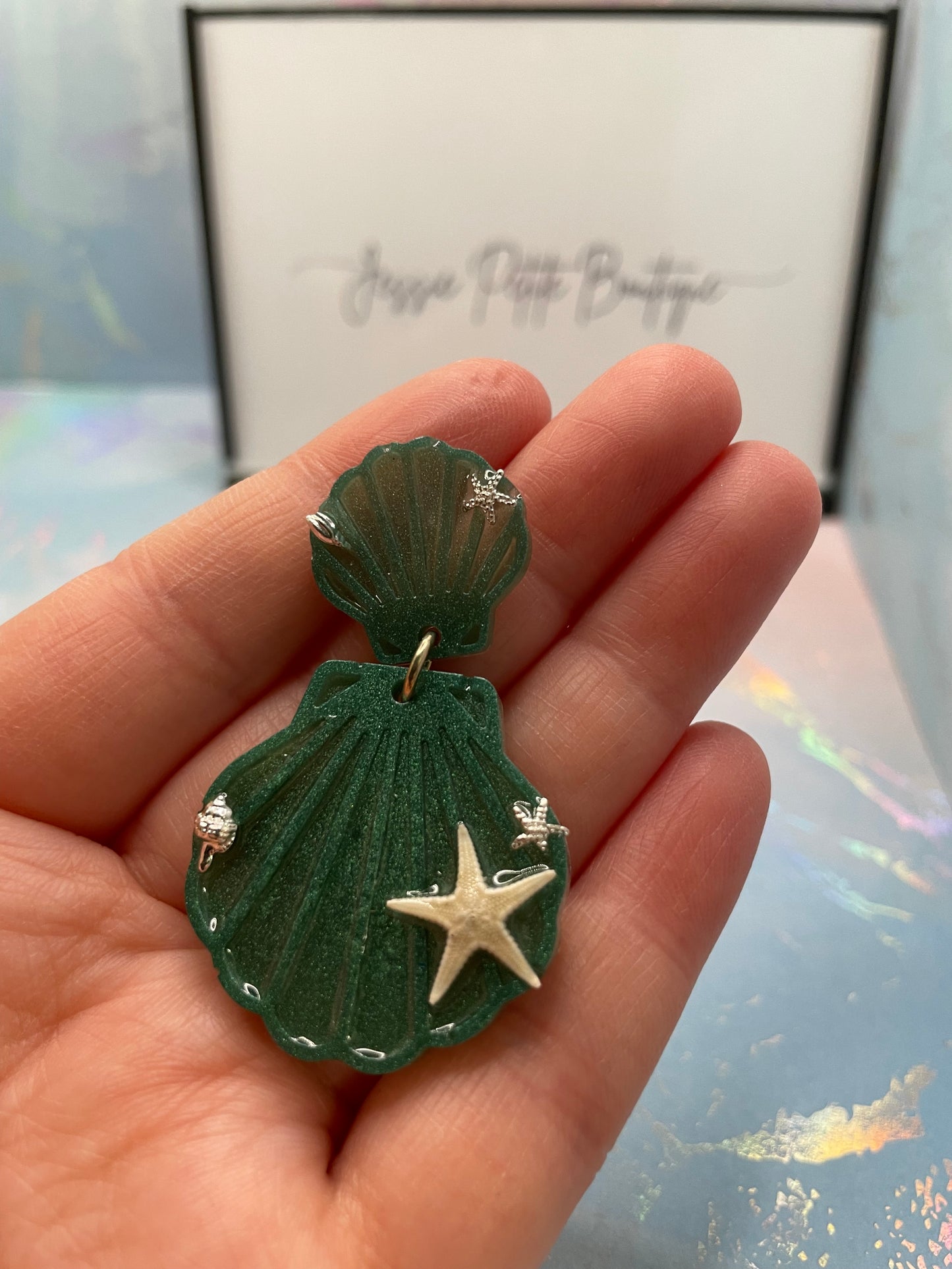 Green Kalita Earrings with Starfish- HYPOALLERGENIC/PLASTIC