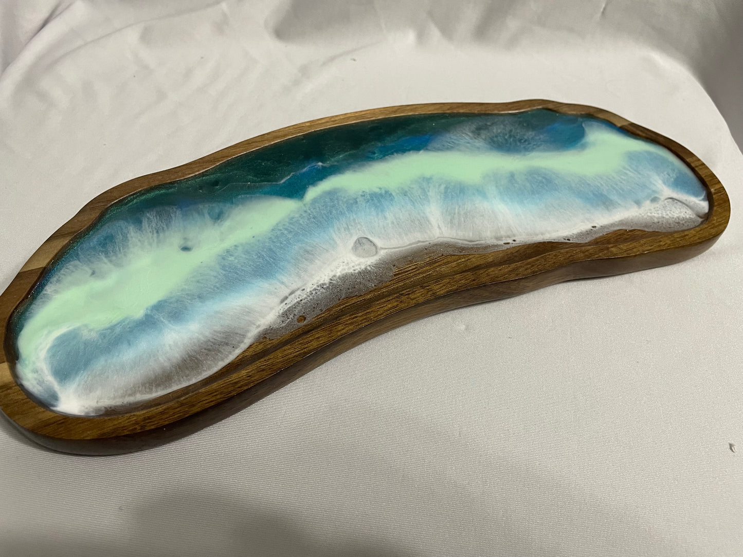 Ocean Wave Acacia Board