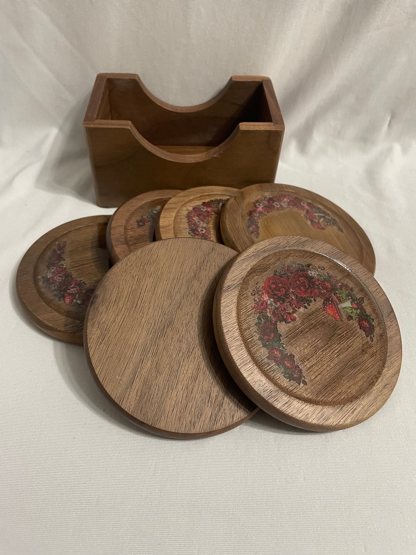 Red mushroom walnut coaster set + holder