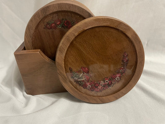 Red mushroom walnut coaster set + holder