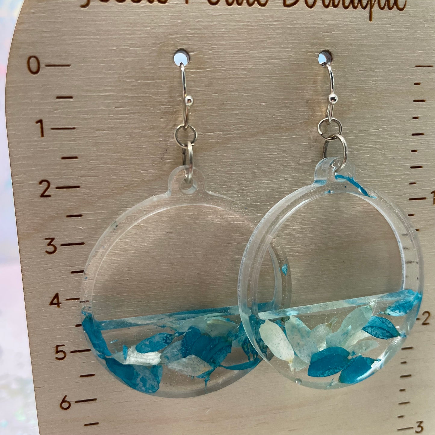 Horizon : Boucles d'oreilles pétales de fleurs bleues