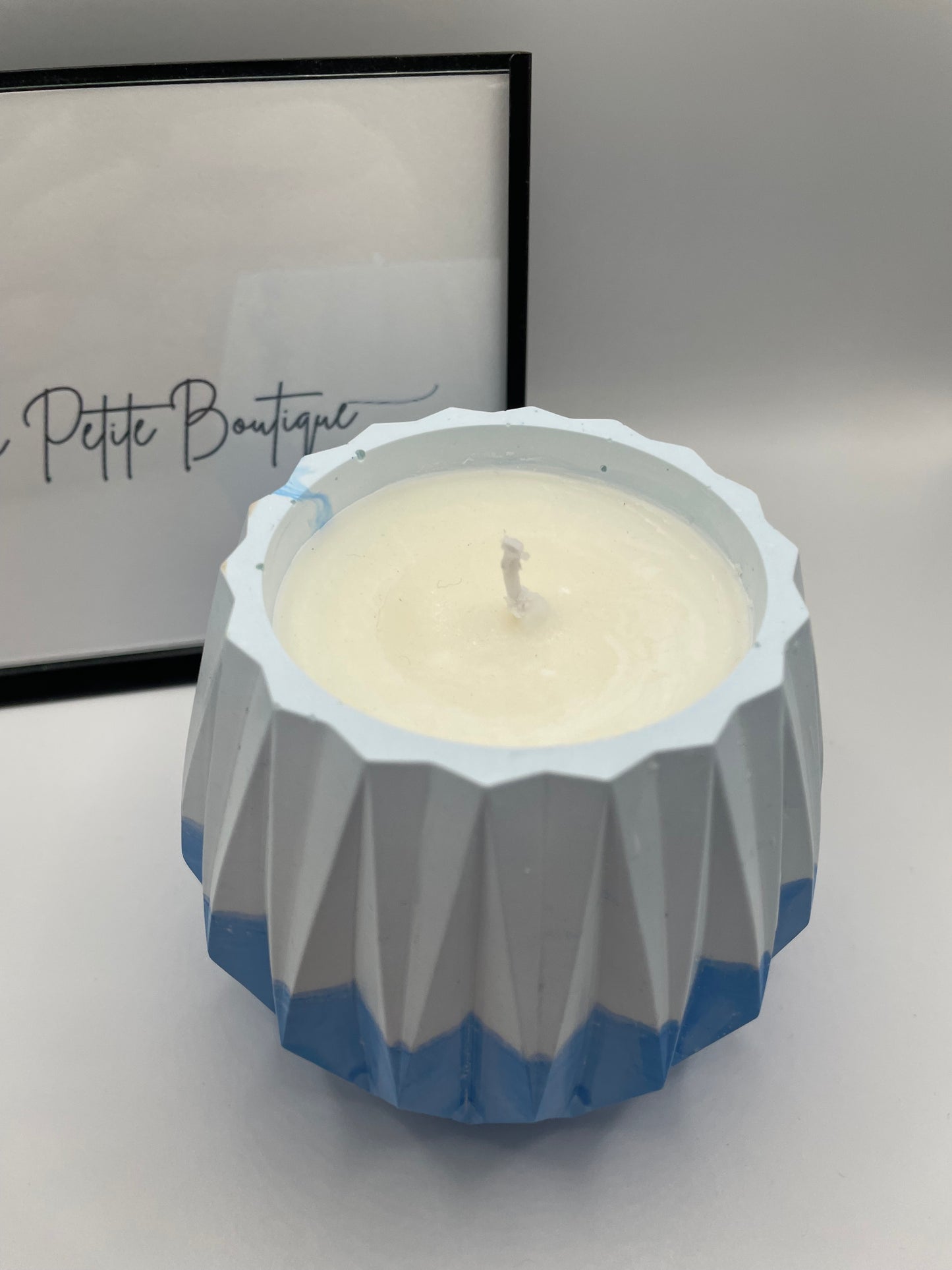 Bougie en Éco-Résine Bleue – Chandelle de Soya Parfum Citron Propre