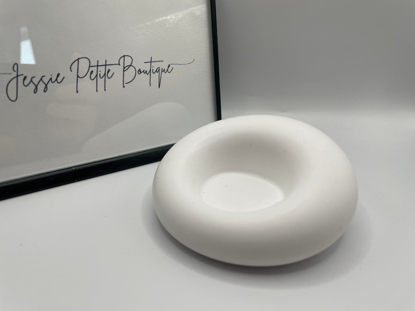 Eco-Resin Candle Holder – Minimalist & Modern