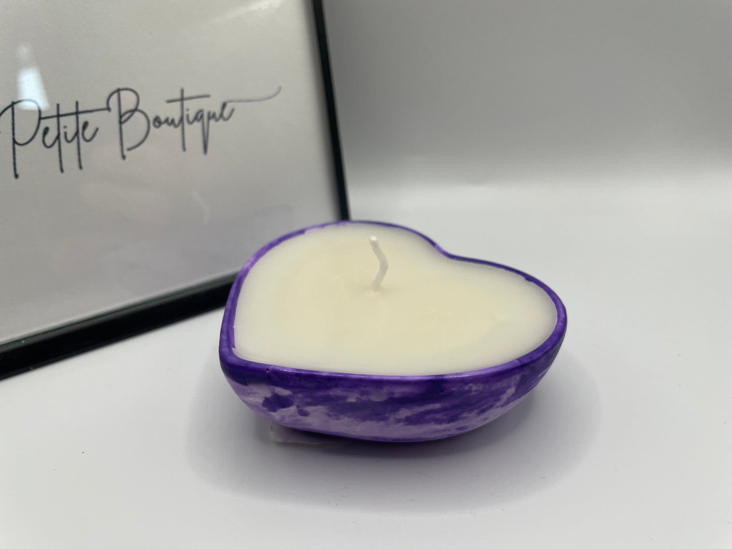 Small Heart Eco-Resin Candles – Handmade Soy Wax
