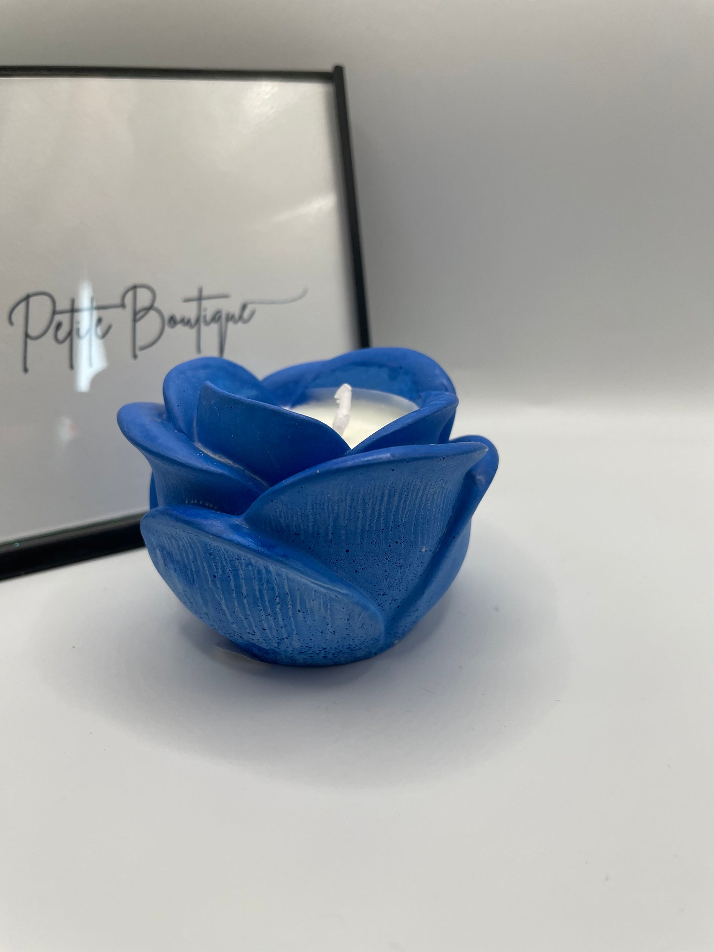Blue Flower Eco-Resin Candle
