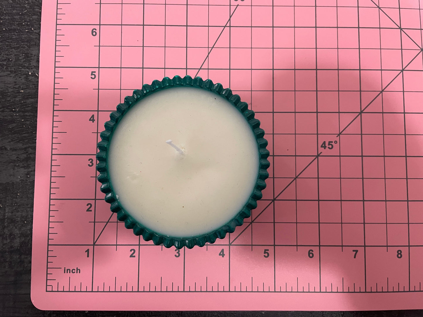 Green Eco-Resin Candle — Lemon & Orange Essential Oils