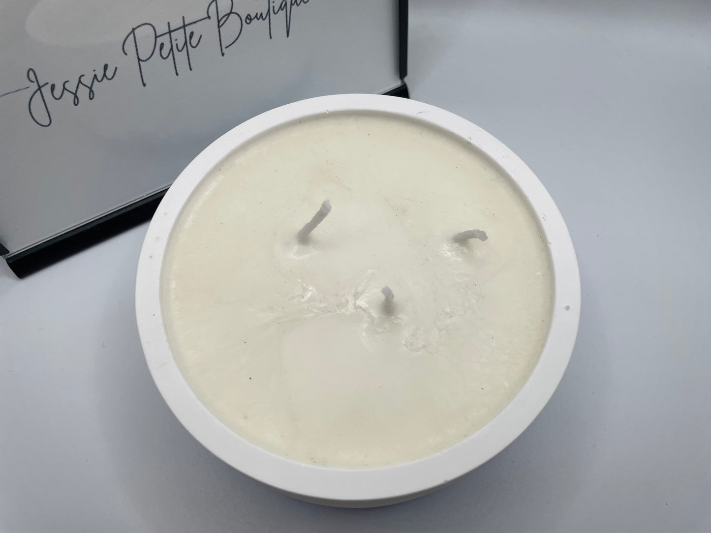 Handmade Round 3 wicks Soy Candle – Citrus & Sage