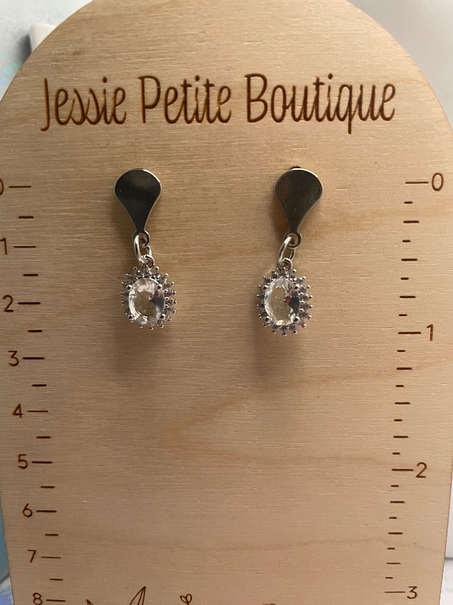 Ensemble ovale zircone cubique scintillantes - 20'' Sans Nickel